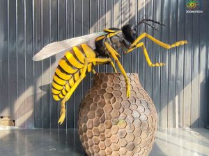 Animatronic Wasp HS144