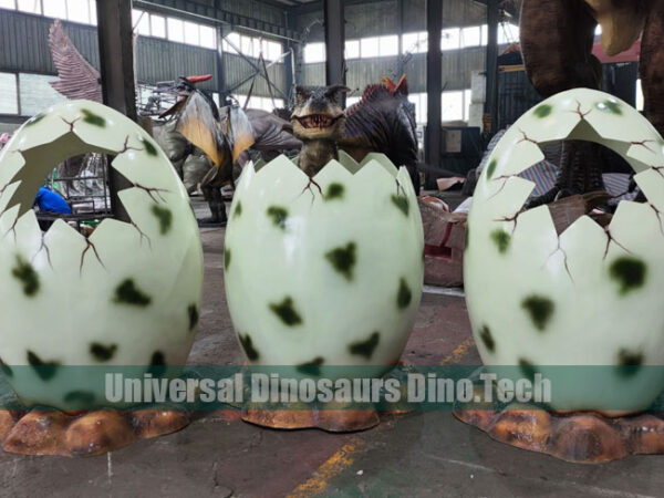 Animatronic Dinosaur Eggs Models