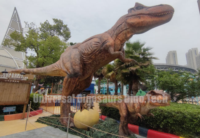Animatronic Dinosaur at Exhibiting Site