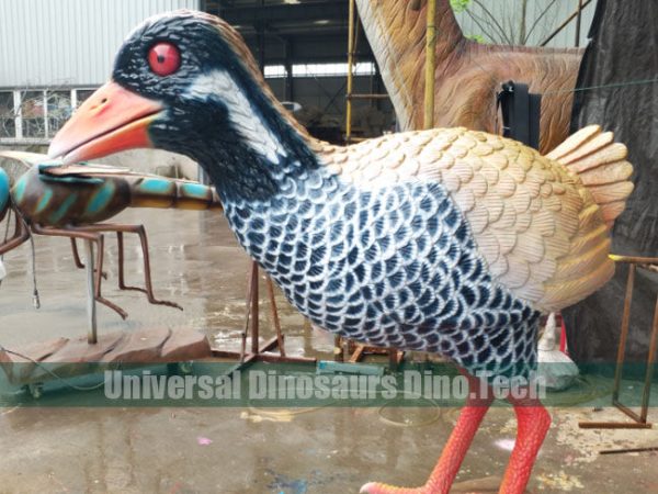 Animatronic Jungle Bird Model