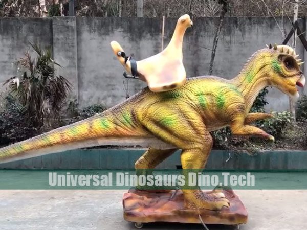 Animatronic Pachycephalosaurus Ride