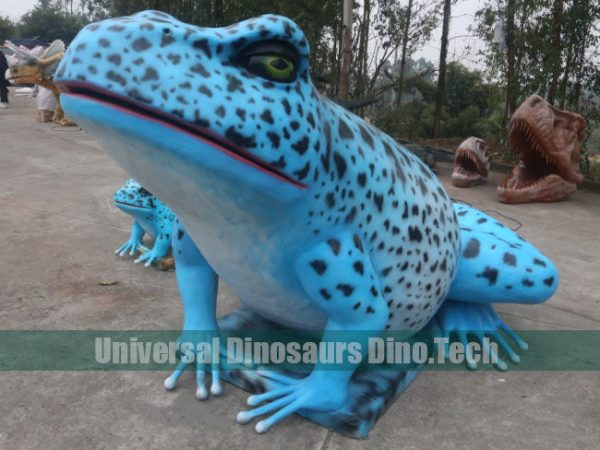 Animatronic Poisonous Frog Model