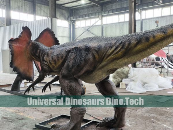 Robotic Dilophosaurus Exhibits