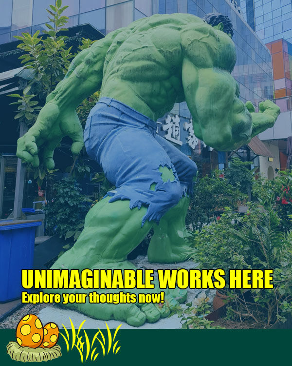 Hulk Statue