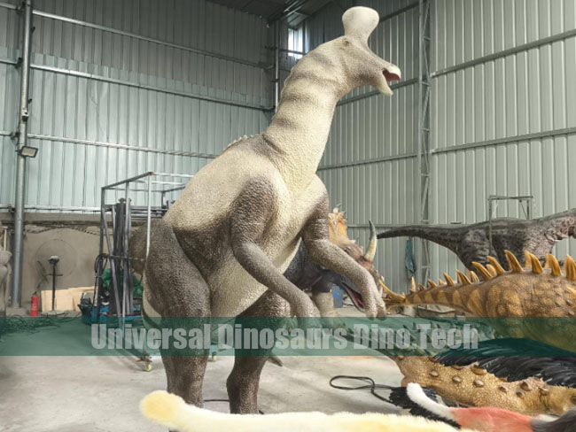 Animatronic Lambeosaurus Model