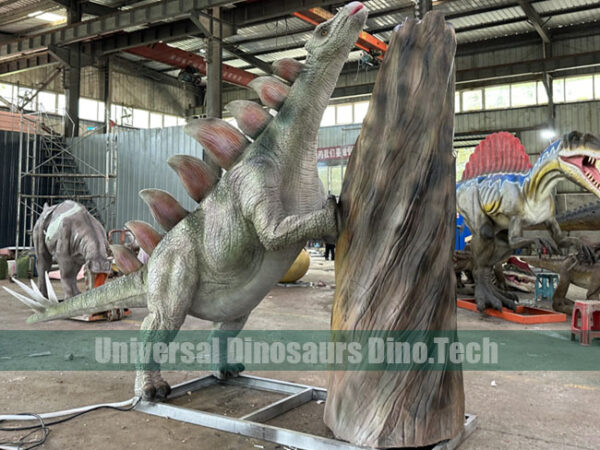 Animatronic Stegosaurus Model