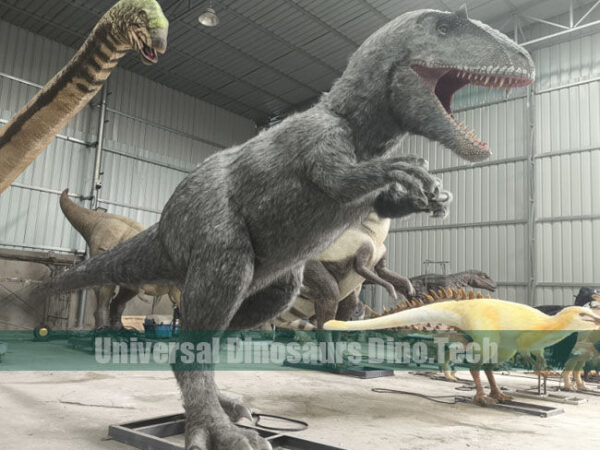 Animatronic Yutyrannus Model