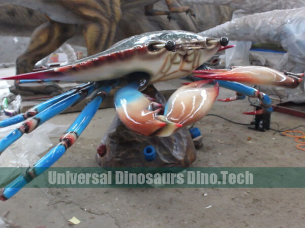 Big Animatronic Crab Exhibits