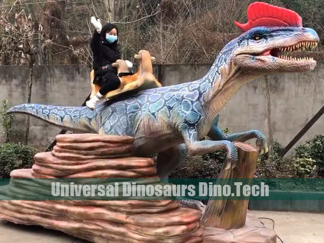 Lifelike Animatronics Dilophosaurus Ride