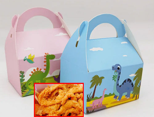 Dinosaur-themed chicken fillet Dinosaur-themed chicken fillet