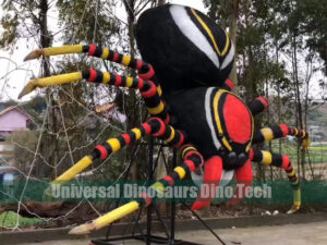 Giant Spider Model