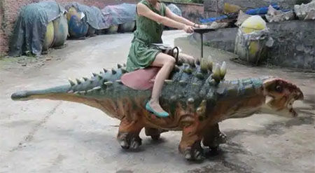 Walking Ankylosaurus Ride