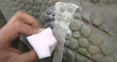 Use foam to smooth silicone skin